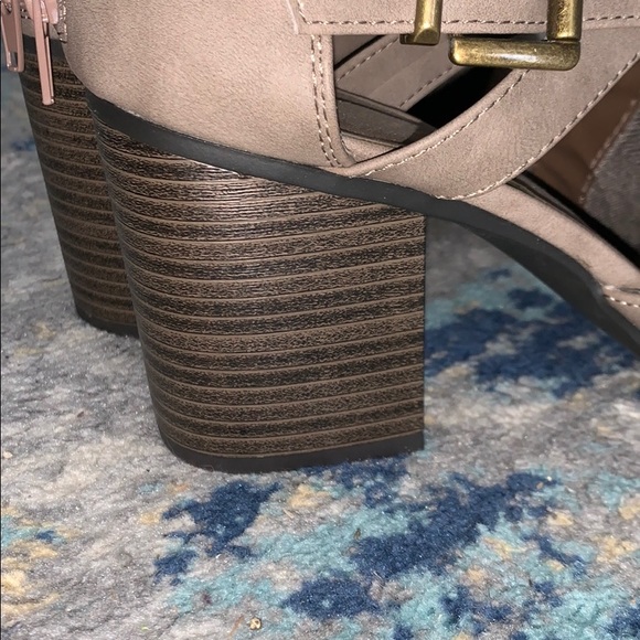 High Heel Booties - Picture 5 of 6